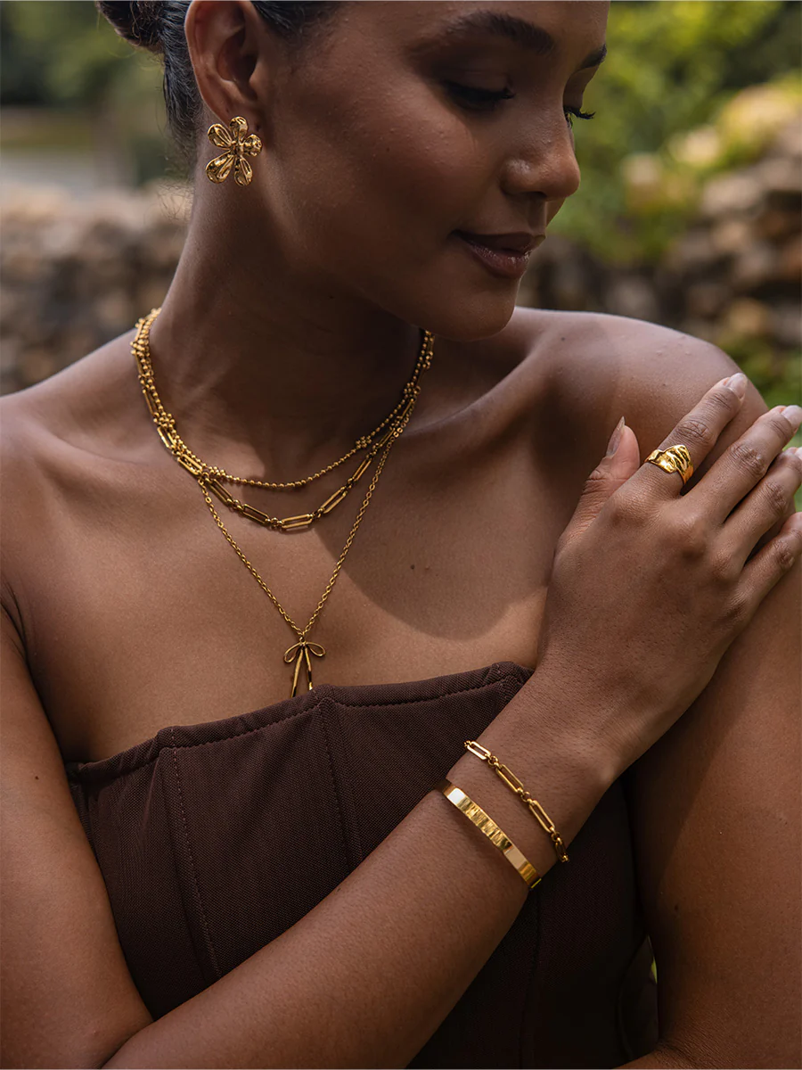 Captivating Armband - Image 5