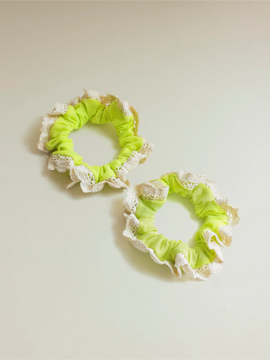 Lace Kiss Set Scrunchie - Image 7