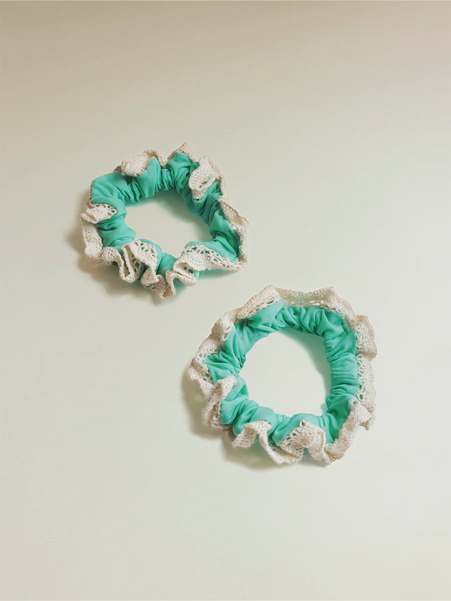 Lace Kiss Set Scrunchie - Image 9
