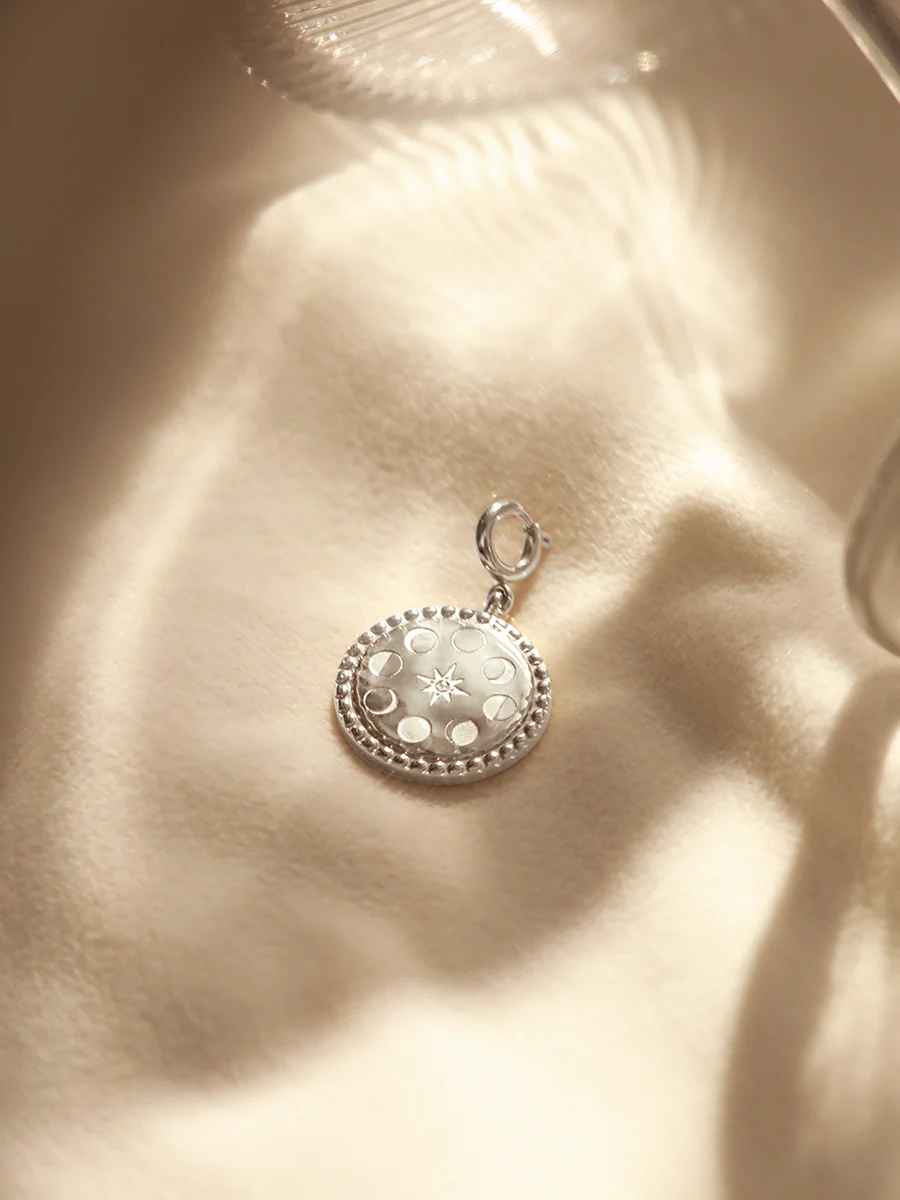 Moon Phase Glow Ketten-Charm - Image 12