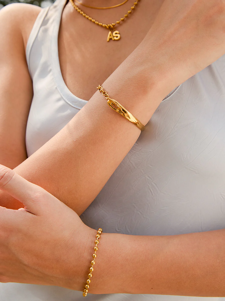 Timeless Elegance ARMBAND - Image 3