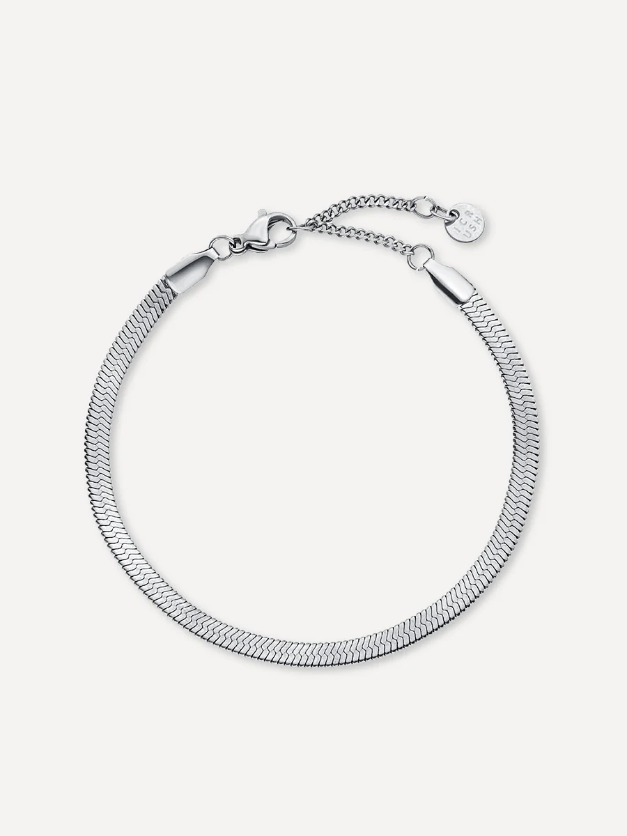 Wide Sleek Armband - Image 8